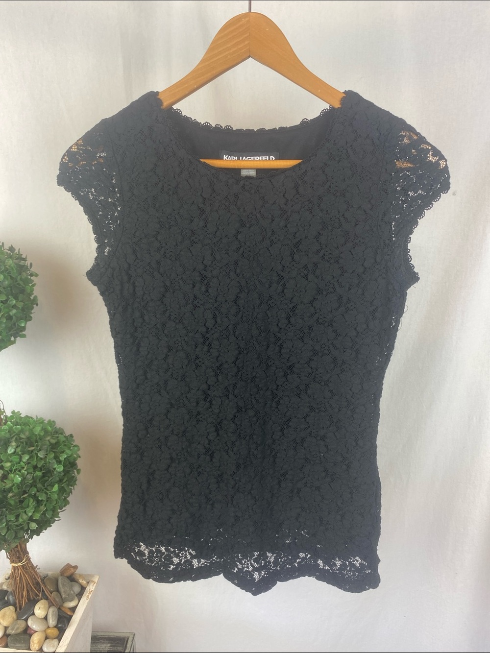 Karl Lagerfeld Black Lace Short Sheer Cap Sleeve Blouse Top S